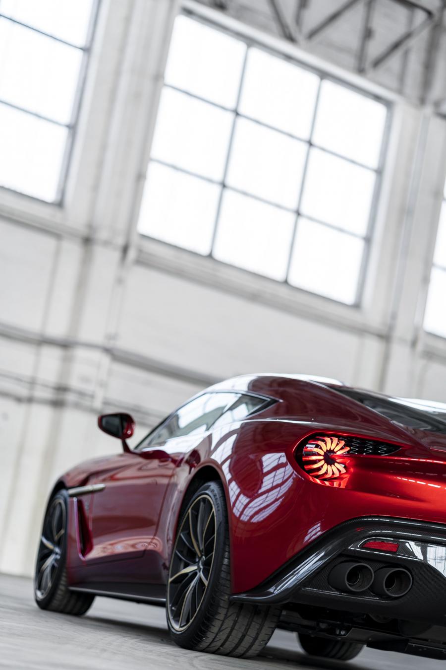 Детали экстерьера Aston Martin Vanquish Zagato 2017 года  (UK) (фото 25 из 43)
